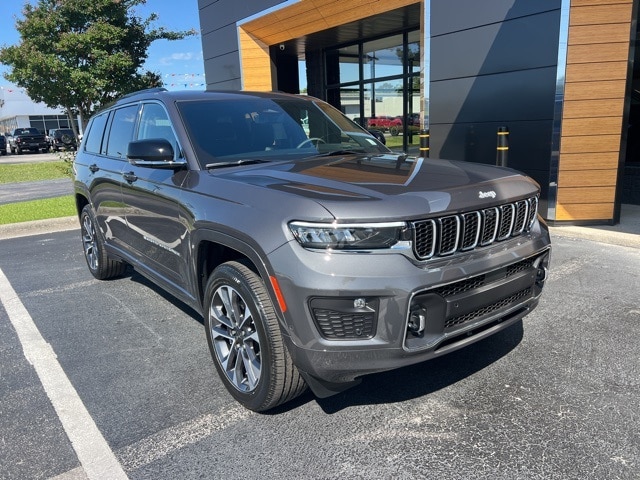 2025 Jeep Grand Cherokee L Overland's photo