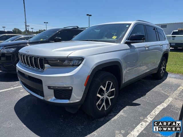 2024 Jeep Grand Cherokee L Limited 4x4's photo