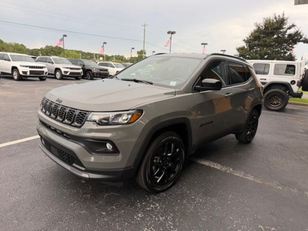 New 2026 Jeep Compass Latitude Altitude 4X4 SUV