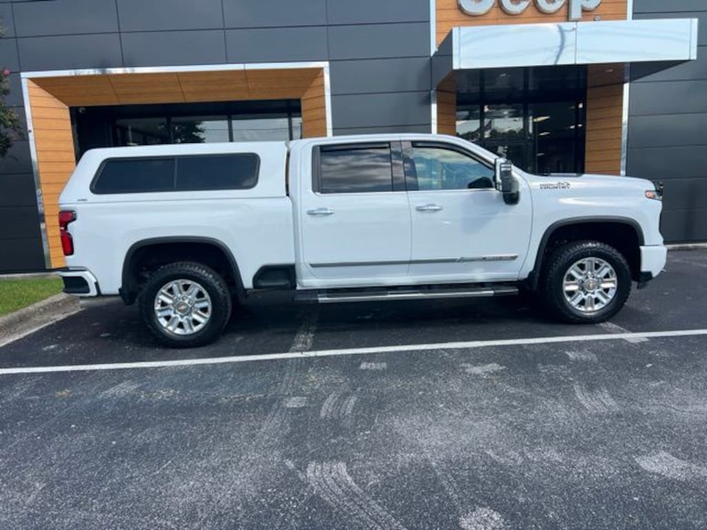 Used 2025 Chevrolet Silverado 2500 HD High Country Crew Cab