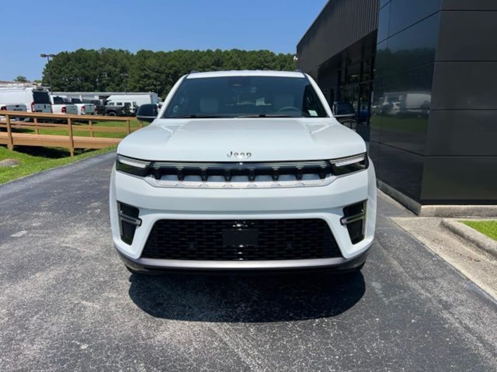 New 2026 Jeep Grand Wagoneer RWD SUV