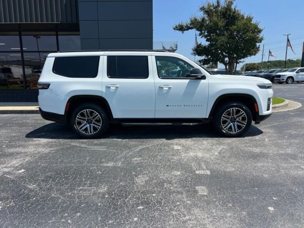 New 2026 Jeep Grand Wagoneer RWD SUV