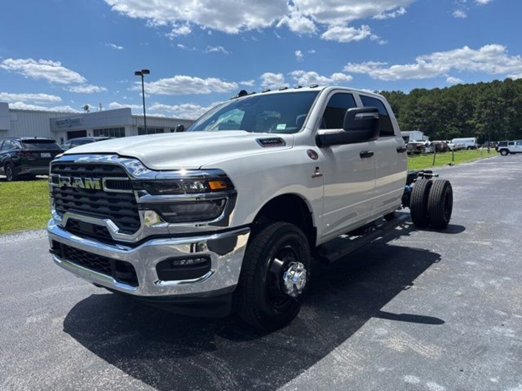 New 2026 Ram 3500 Chassis Cab Tradesman 4X4 Crew Cab