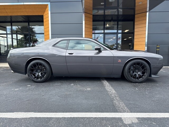 2021 Dodge Challenger R/T Scat Pack photo 2