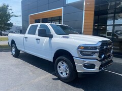 2025 Ram 2500 Tradesman 4X4 Crew Cab