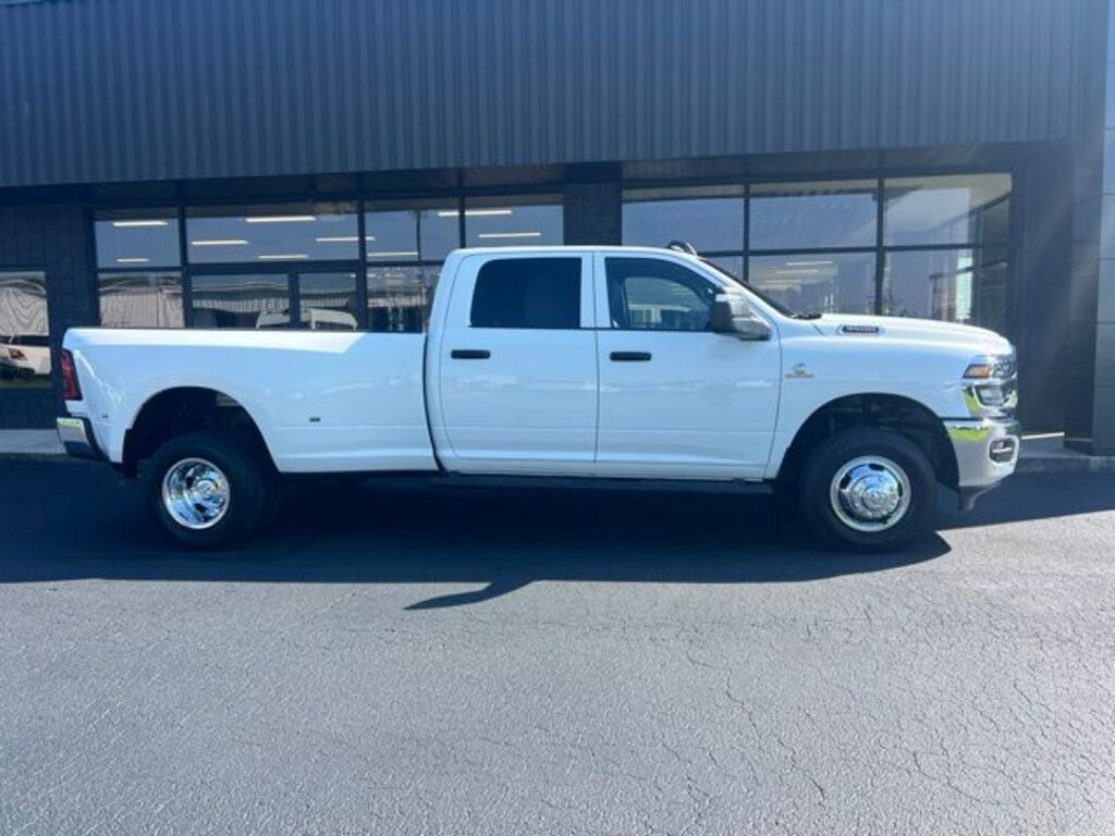 New 2026 Ram 3500 Tradesman 4X4 Crew Cab