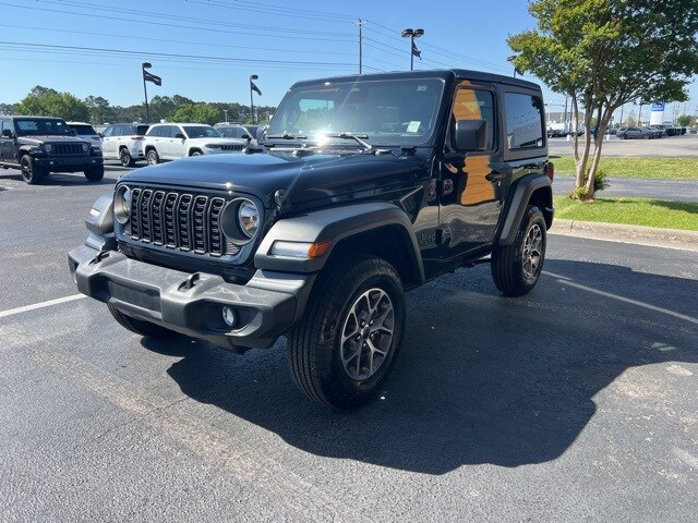 2025 Jeep Wrangler Sport S photo 4