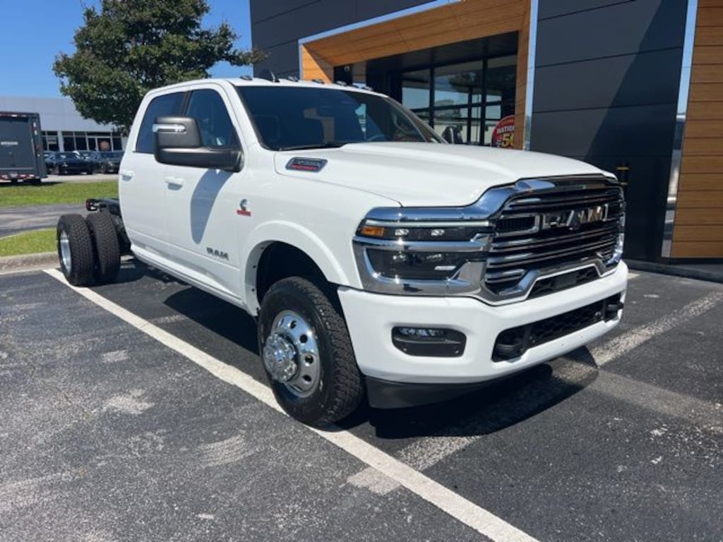 New 2026 Ram 3500 Chassis Cab Big Horn 4X4 Crew Cab