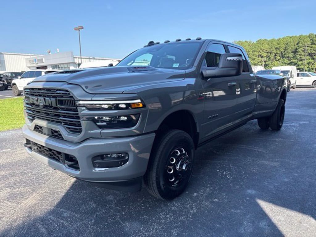 New 2026 Ram 3500 Laramie 4X4 Crew Cab