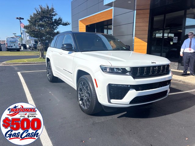 2027 Jeep Grand Cherokee 2 Row Summit 4X4 SUV
