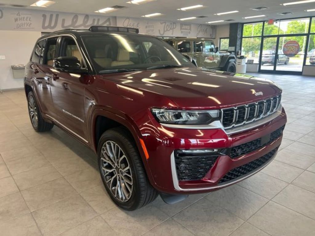 New 2026 Jeep Grand Cherokee Summit 4X4 SUV