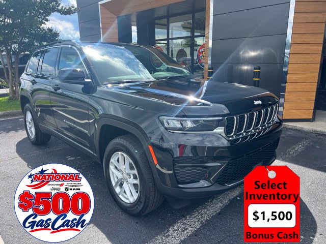 2026 Jeep Grand Cherokee Laredo X 4X4 SUV