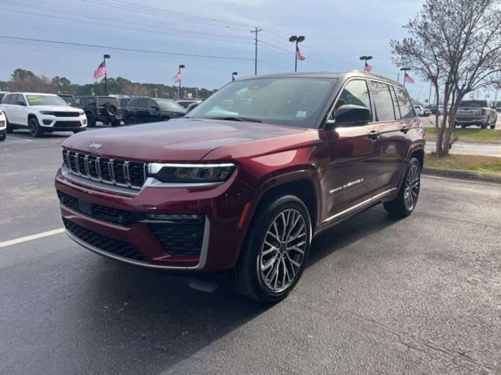 New 2026 Jeep Grand Cherokee Summit 4X4 SUV