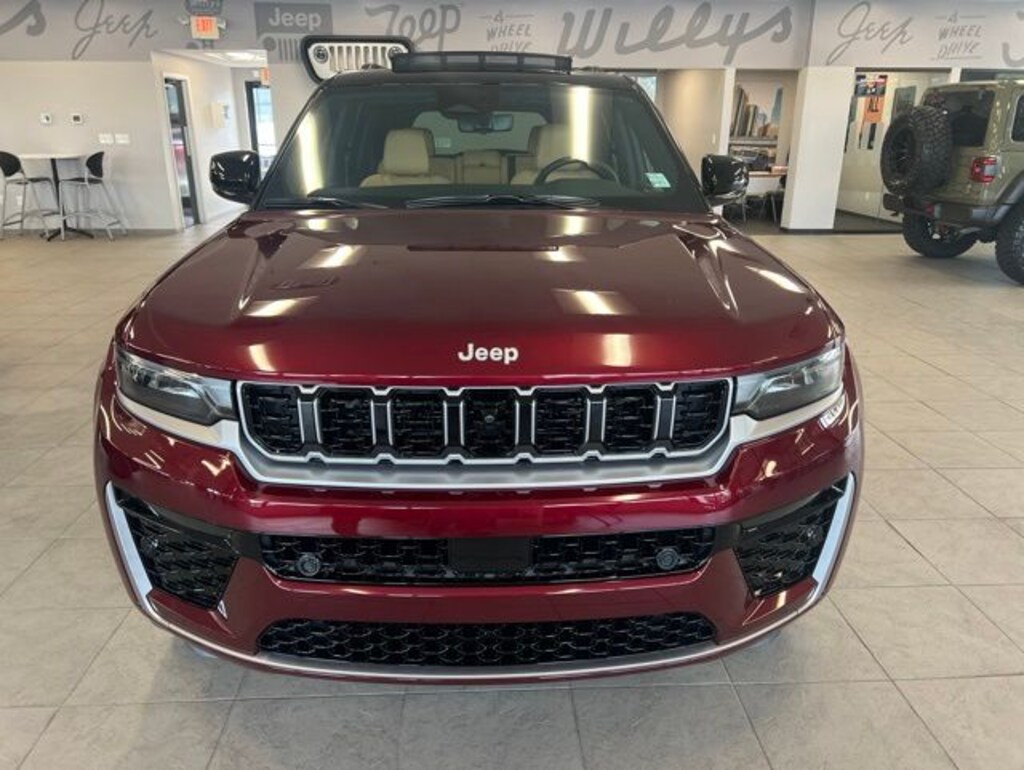 New 2026 Jeep Grand Cherokee Summit 4X4 SUV