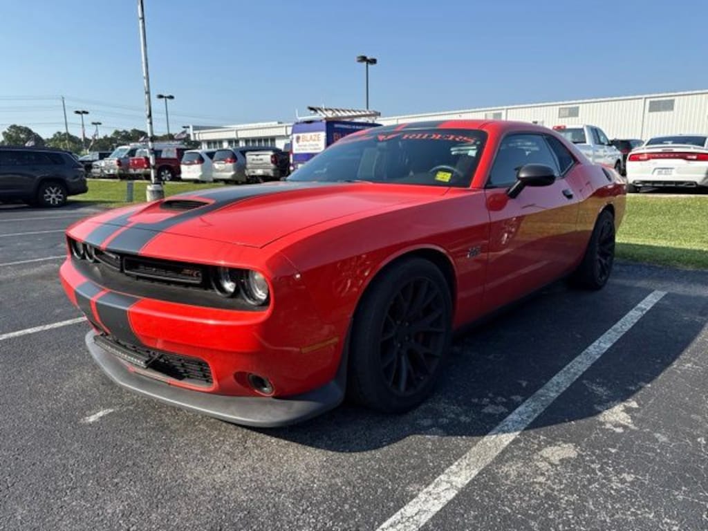 Used 2016 Dodge Challenger SRT 392 Coupe