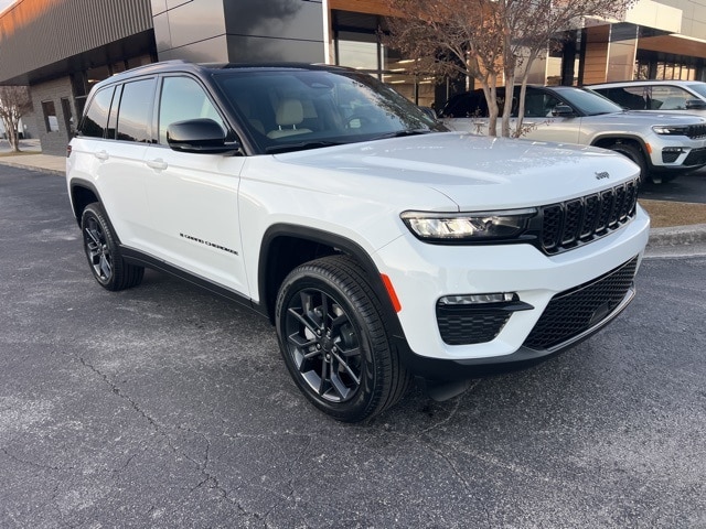 2025 Jeep Grand Cherokee Limited's photo