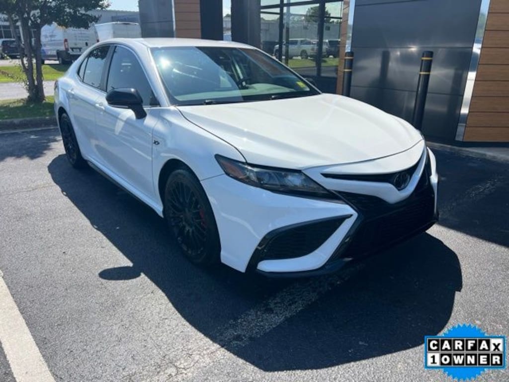 Used 2023 Toyota Camry SE Sedan