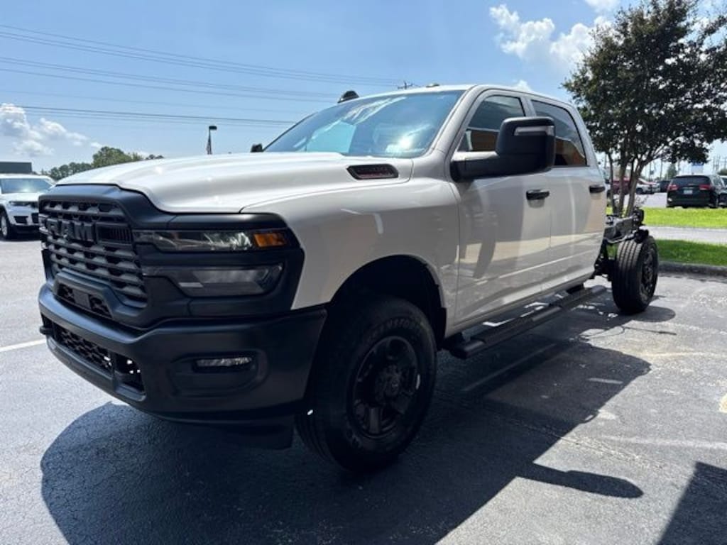 New 2026 Ram 2500 Tradesman 4X4 Crew Cab