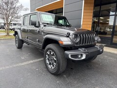 2026 Jeep Gladiator Sahara 4X4 Crew Cab Jacksonville NC