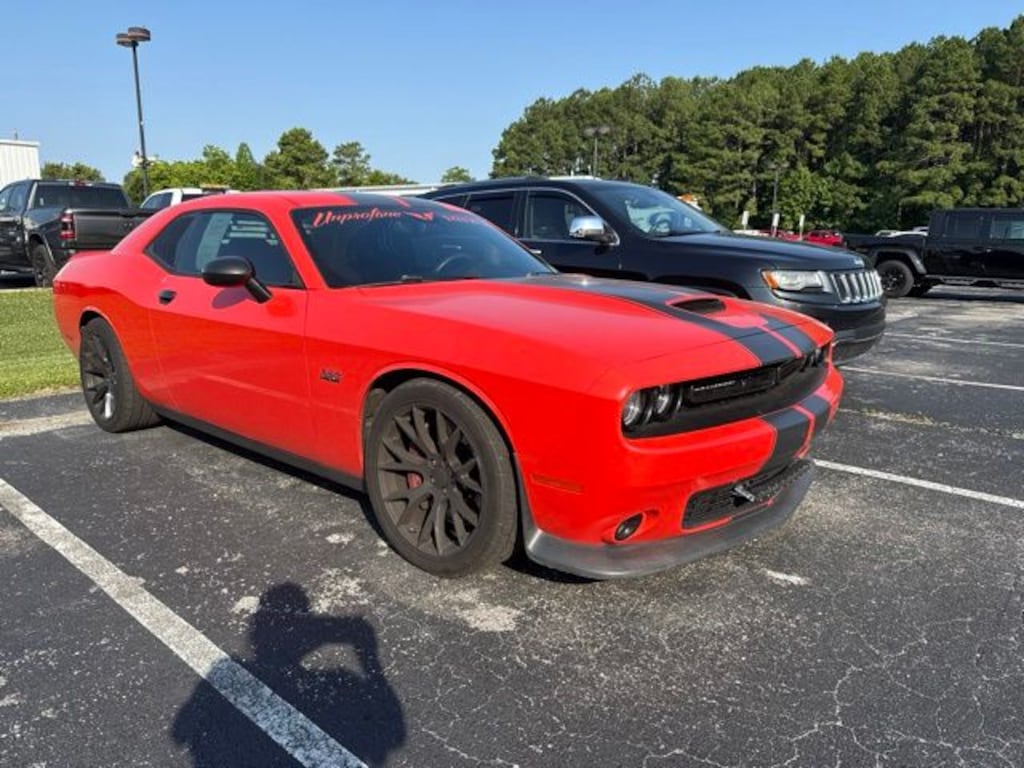 Used 2016 Dodge Challenger SRT 392 Coupe