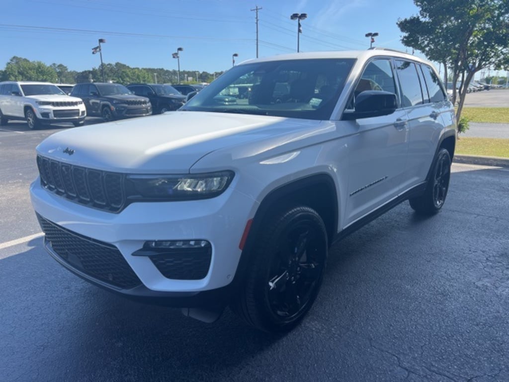 New 2025 Jeep Grand Cherokee Limited RWD SUV