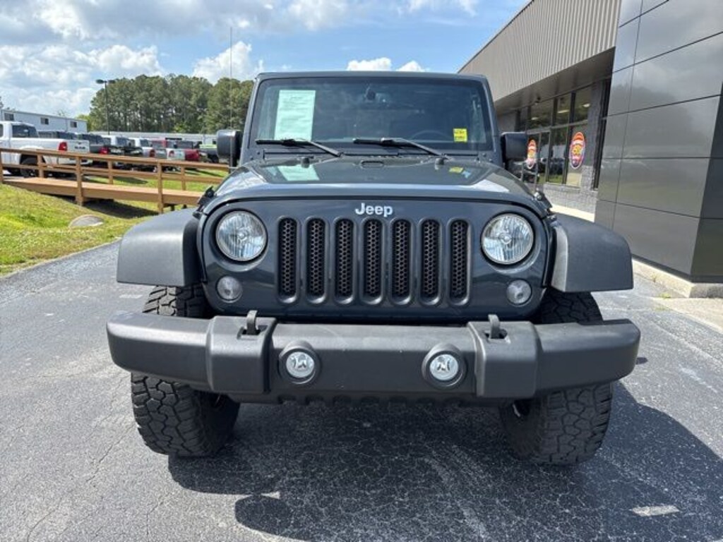 Used 2017 Jeep Wrangler JK Sport SUV