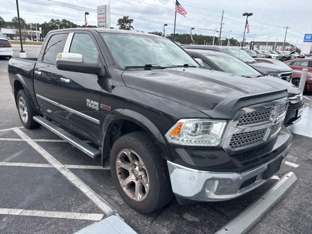 Used 2018 Ram 1500 Laramie Crew Cab