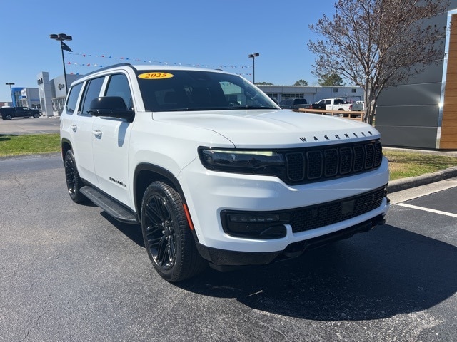 2025 Jeep Wagoneer Series II's photo