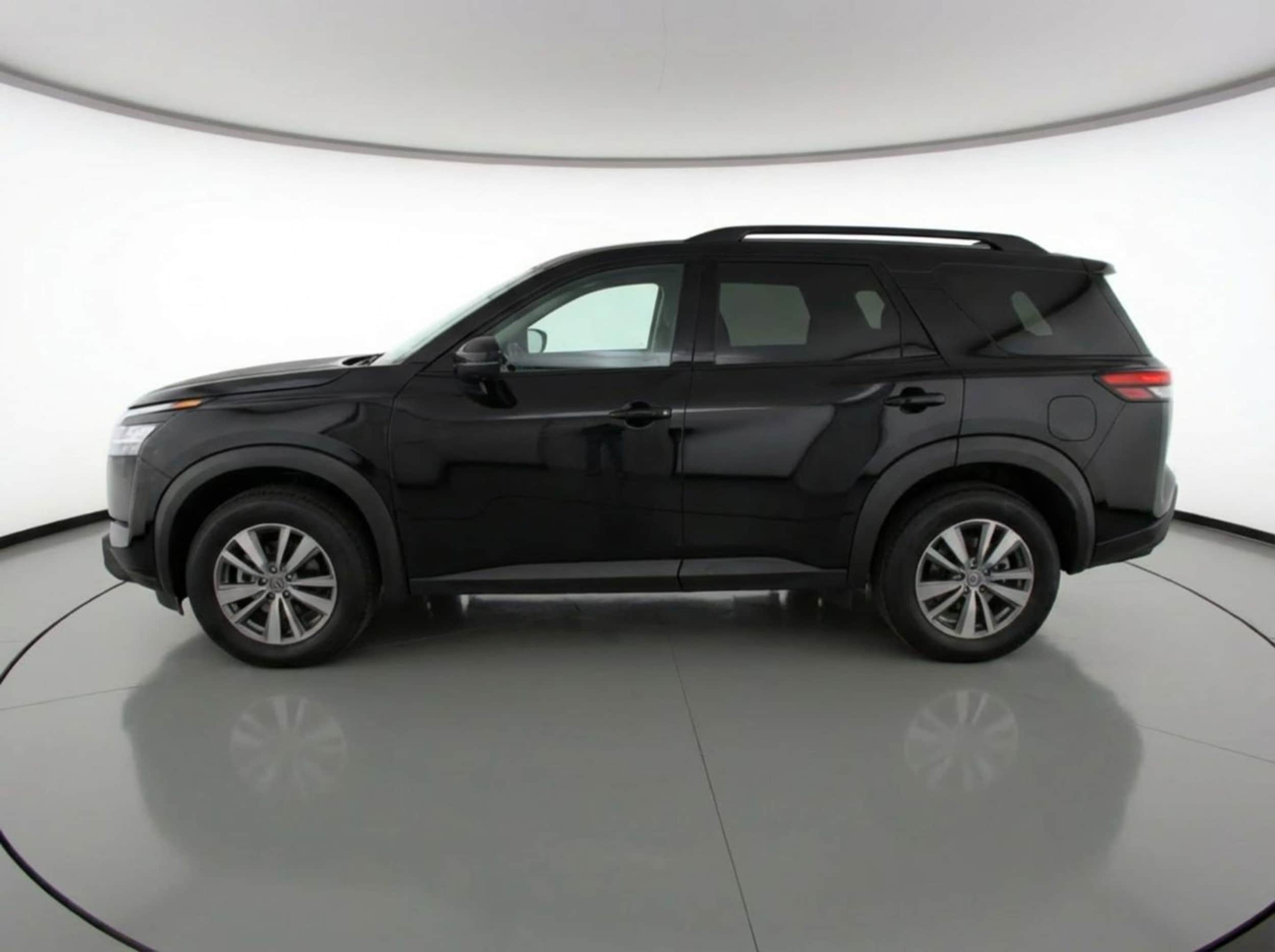Thumbnail: 2025 Nissan Pathfinder - 5