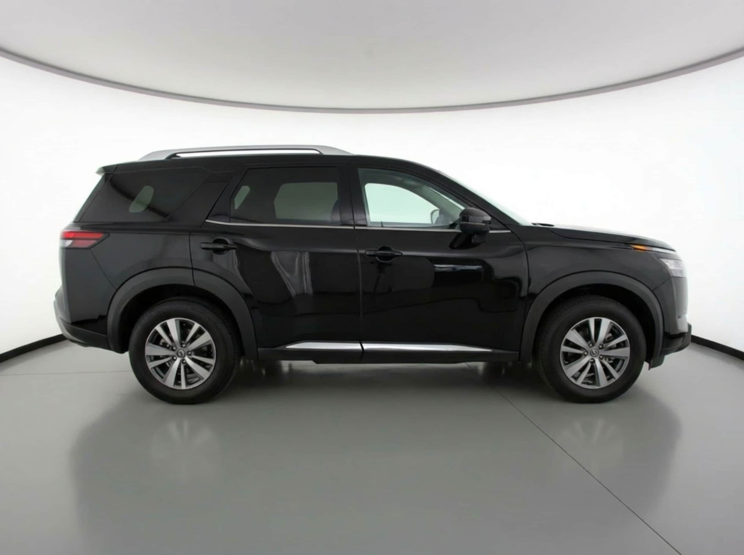 Thumbnail: 2025 Nissan Pathfinder - 11
