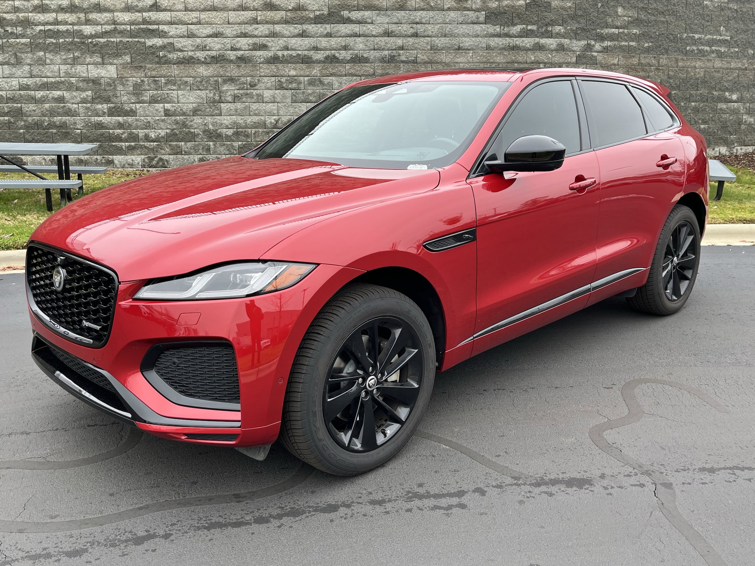 2025 Jaguar F-PACE R-Dynamic S