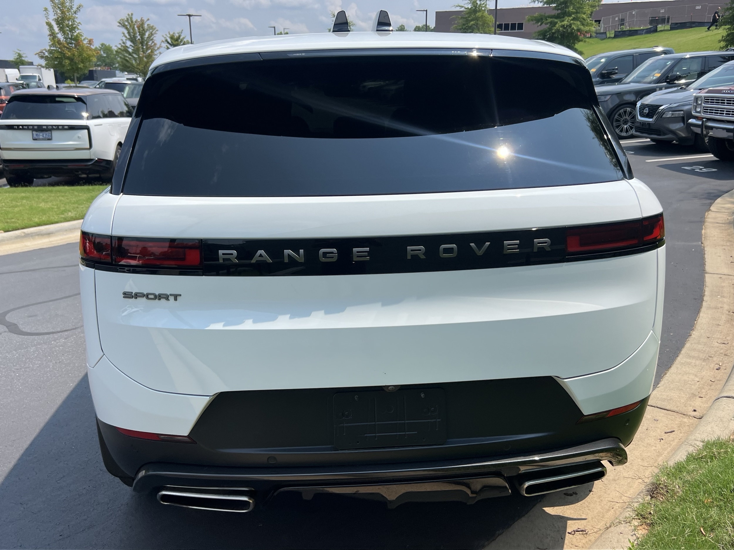 2024 Land Rover Range Rover Sport SE