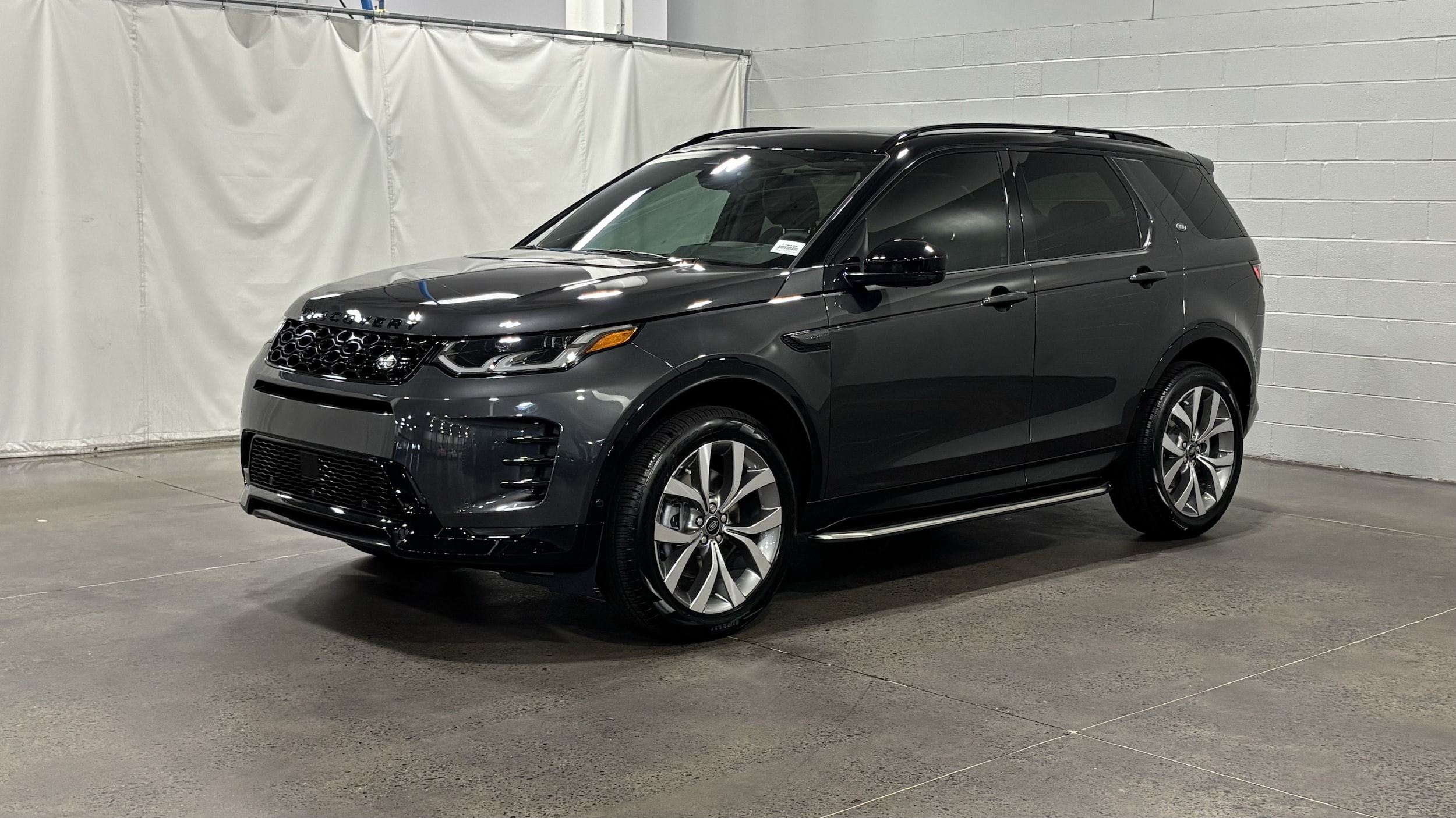 2026 Land Rover Discovery Sport Landmark