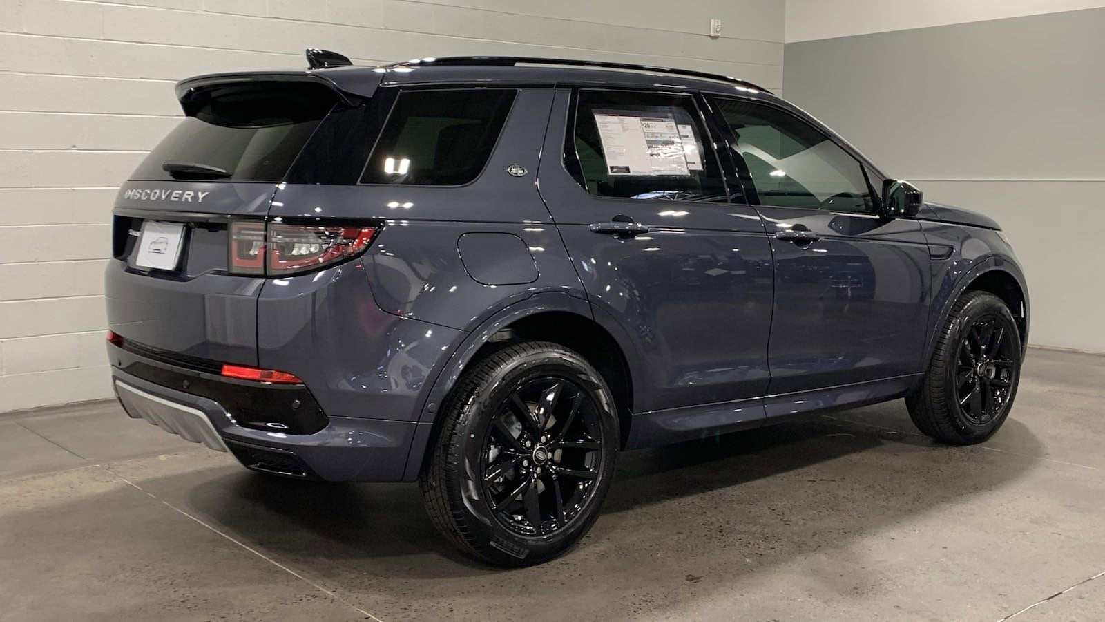 Used 2025 Land Rover Discovery Sport S with VIN SALCJ2FXXSH360190 for sale in Kansas City