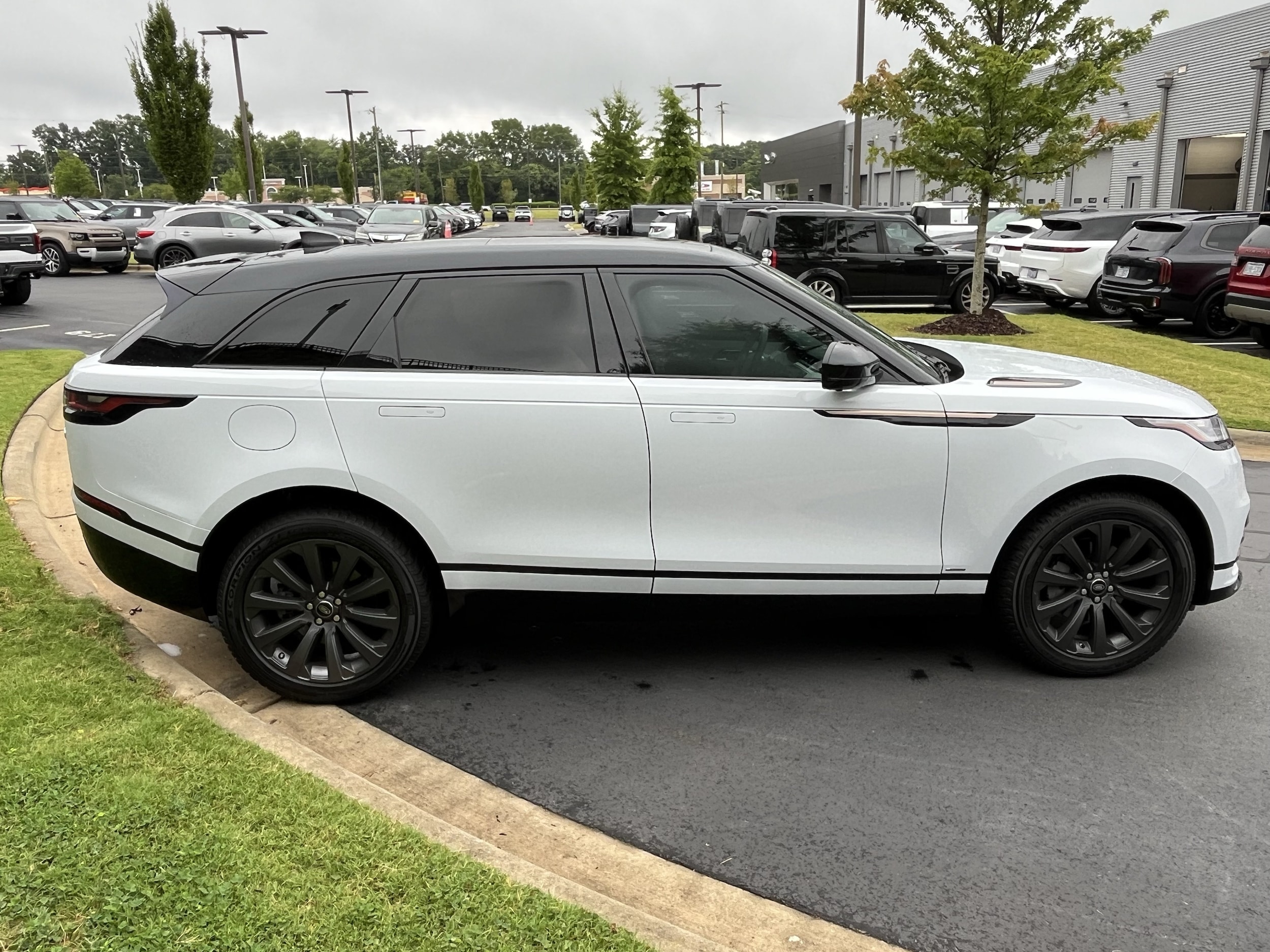 Land Rover Range Rover Velar R-Dynamic S