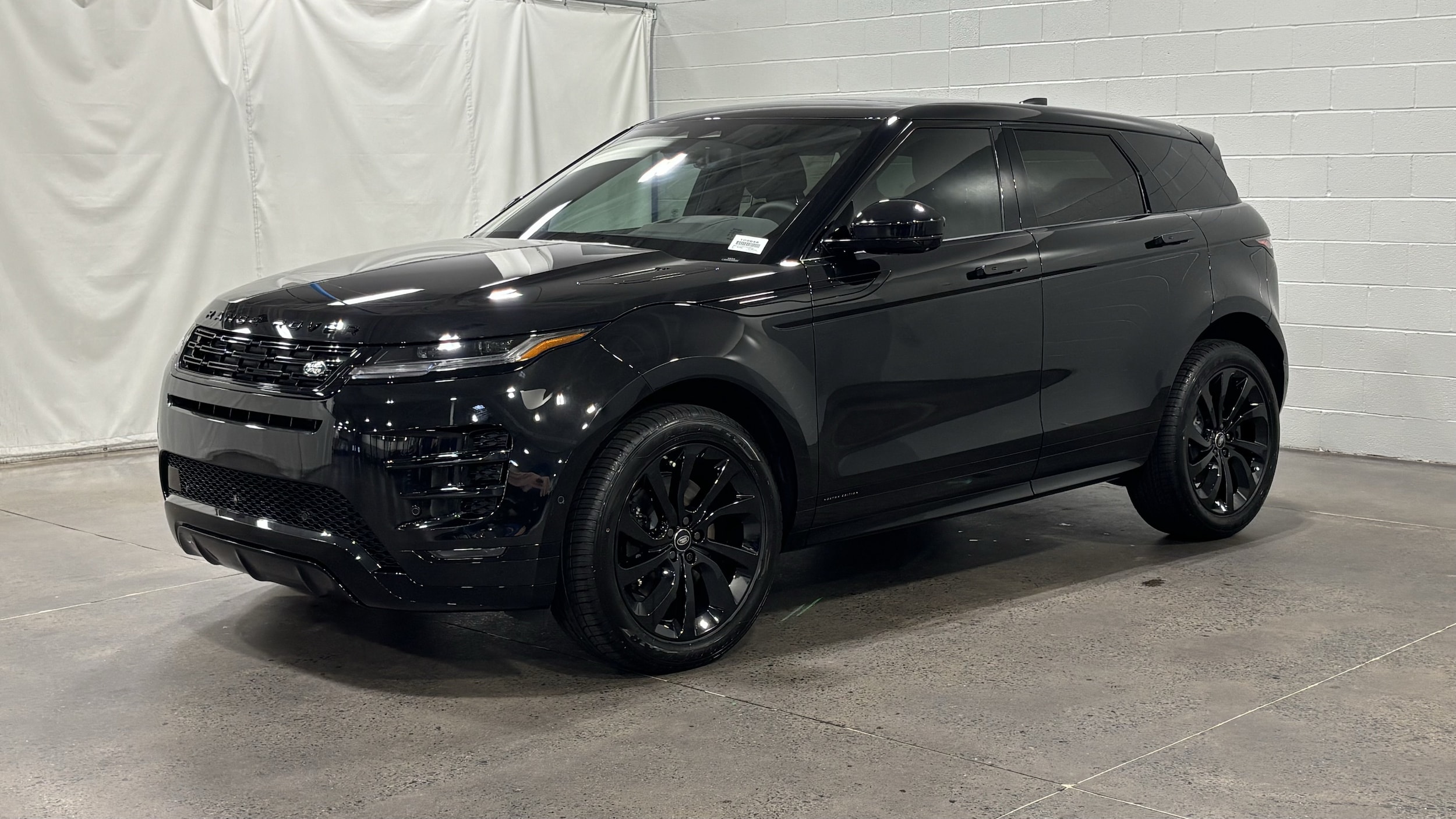 2026 Land Rover Range Rover Evoque