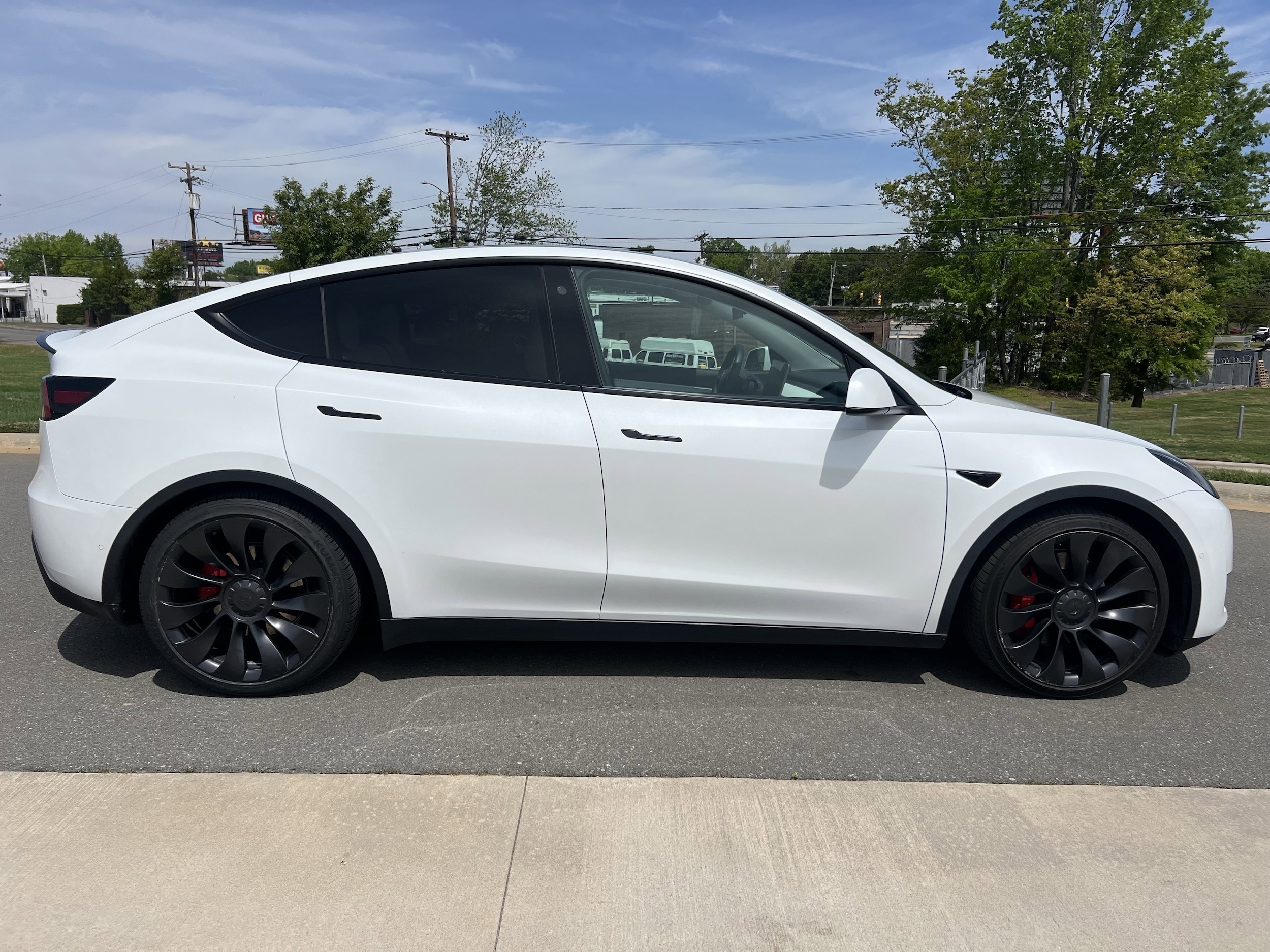 2022 Tesla Model Y Performance photo 3