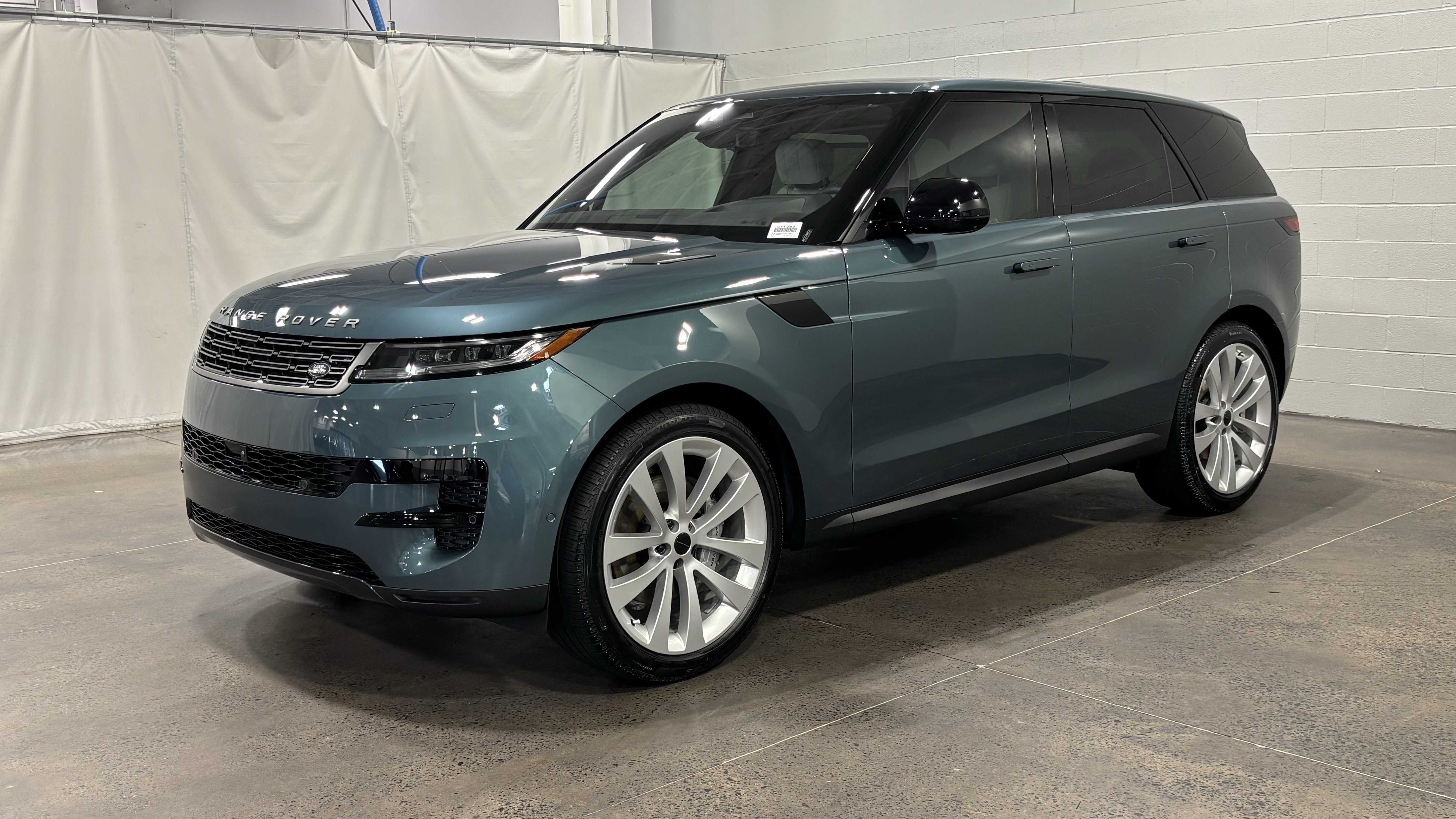 2027 Land Rover Range Rover Sport SE SUV