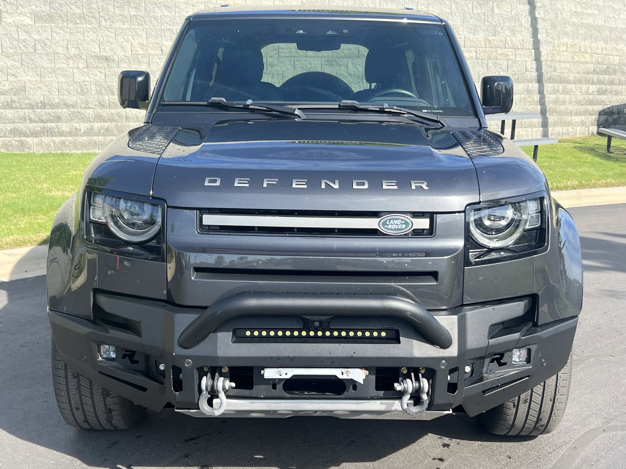 2021 Land Rover Defender X-Dynamic S photo 3