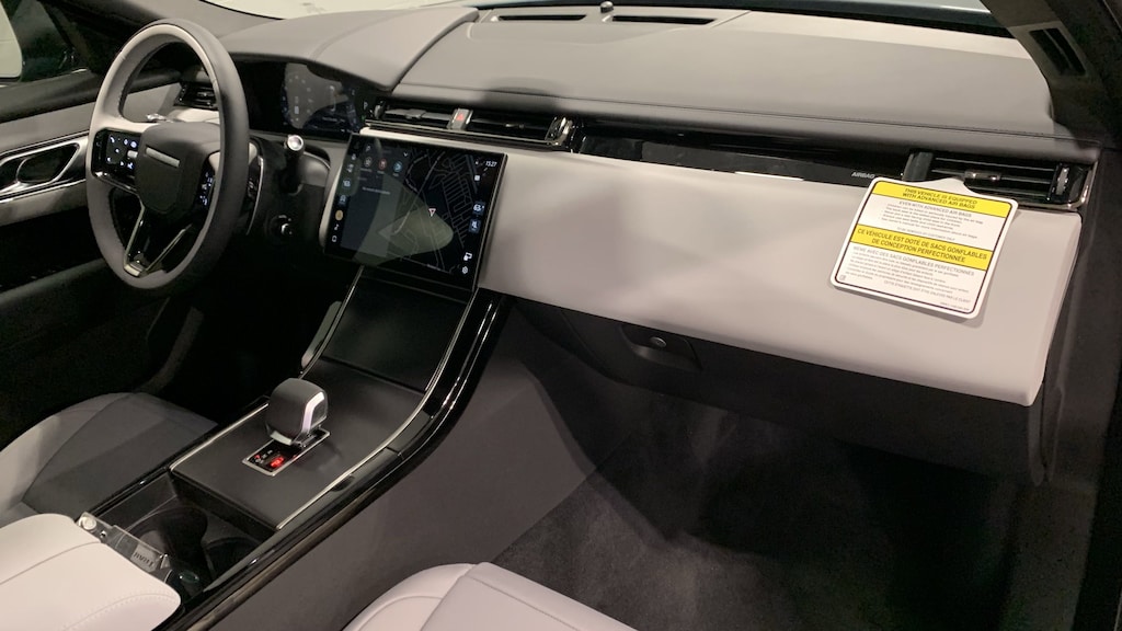 Used 2026 Land Rover Range Rover Velar Dynamic SE SUV