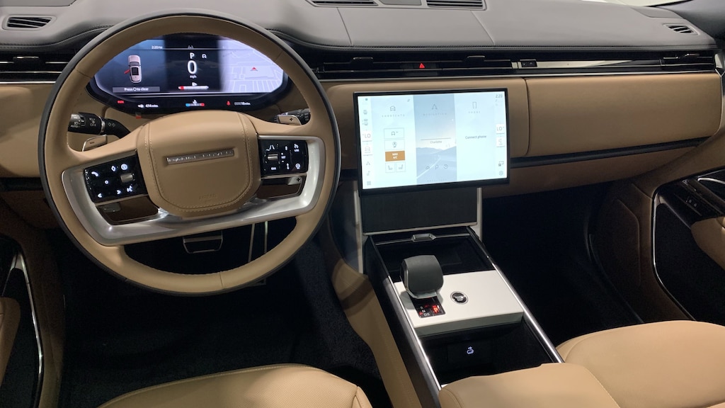 New 2025 Land Rover Range Rover SE SUV