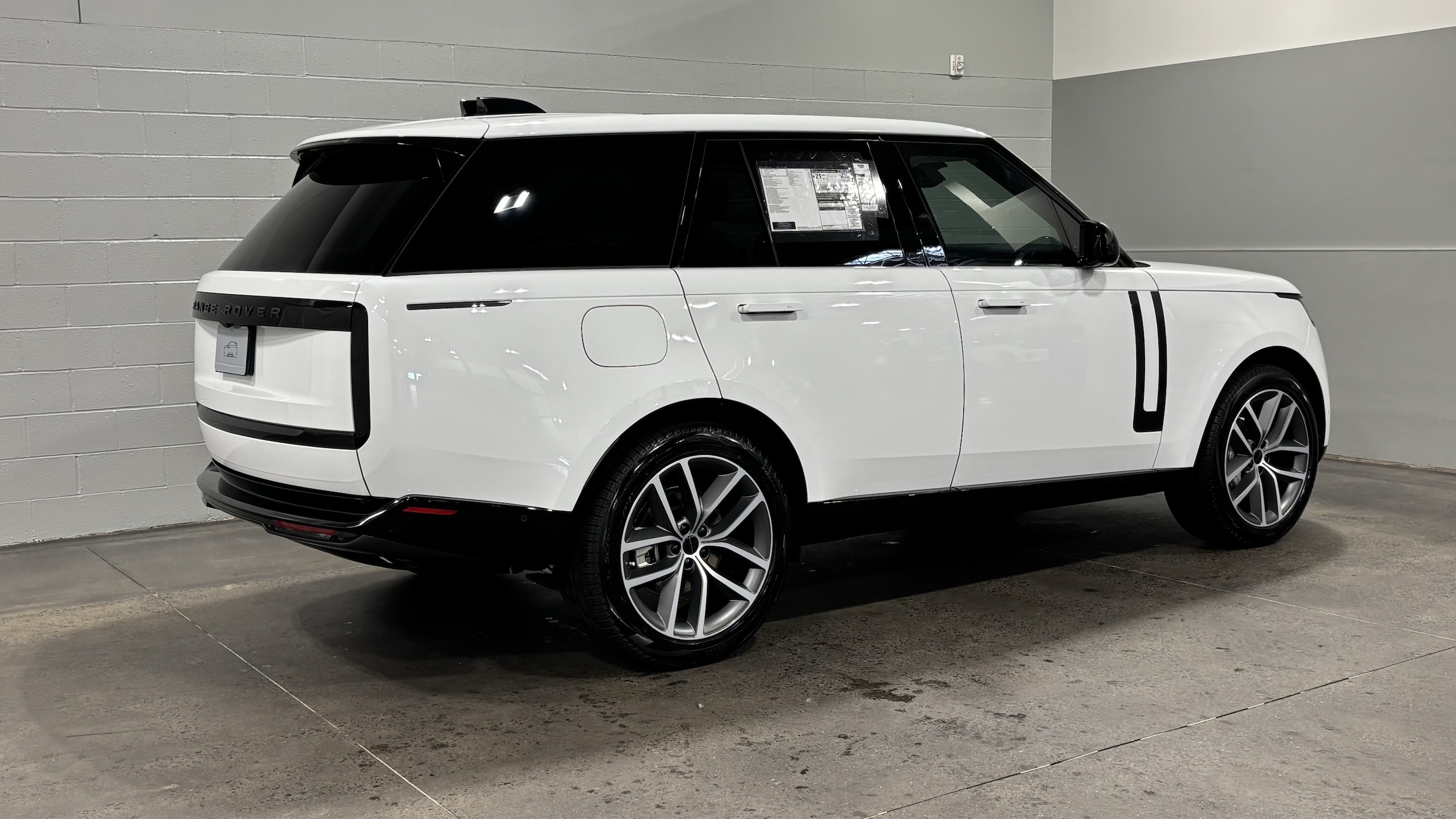 2026 Land Rover Range Rover SE
