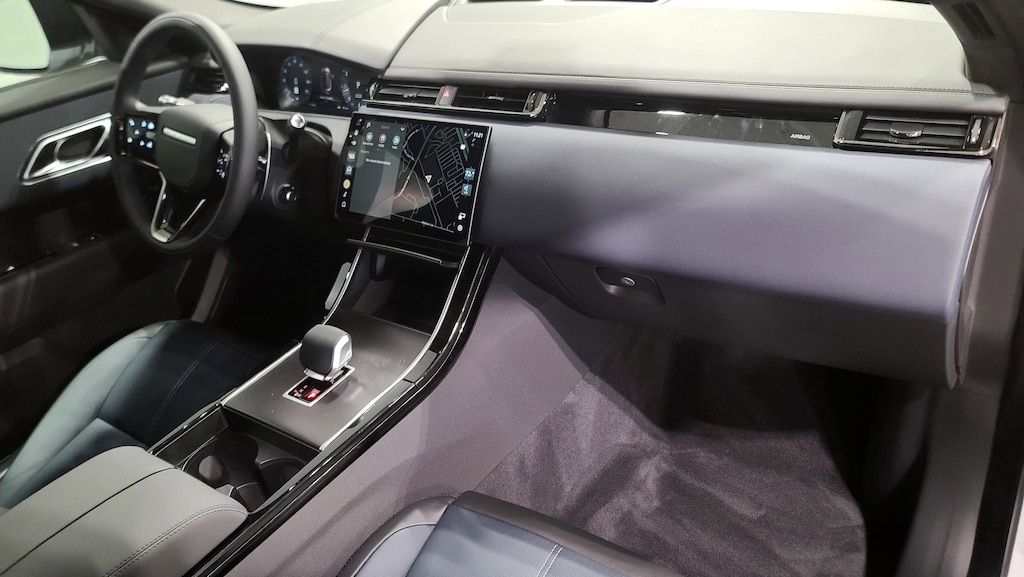 New 2026 Land Rover Range Rover Velar Dynamic SE SUV