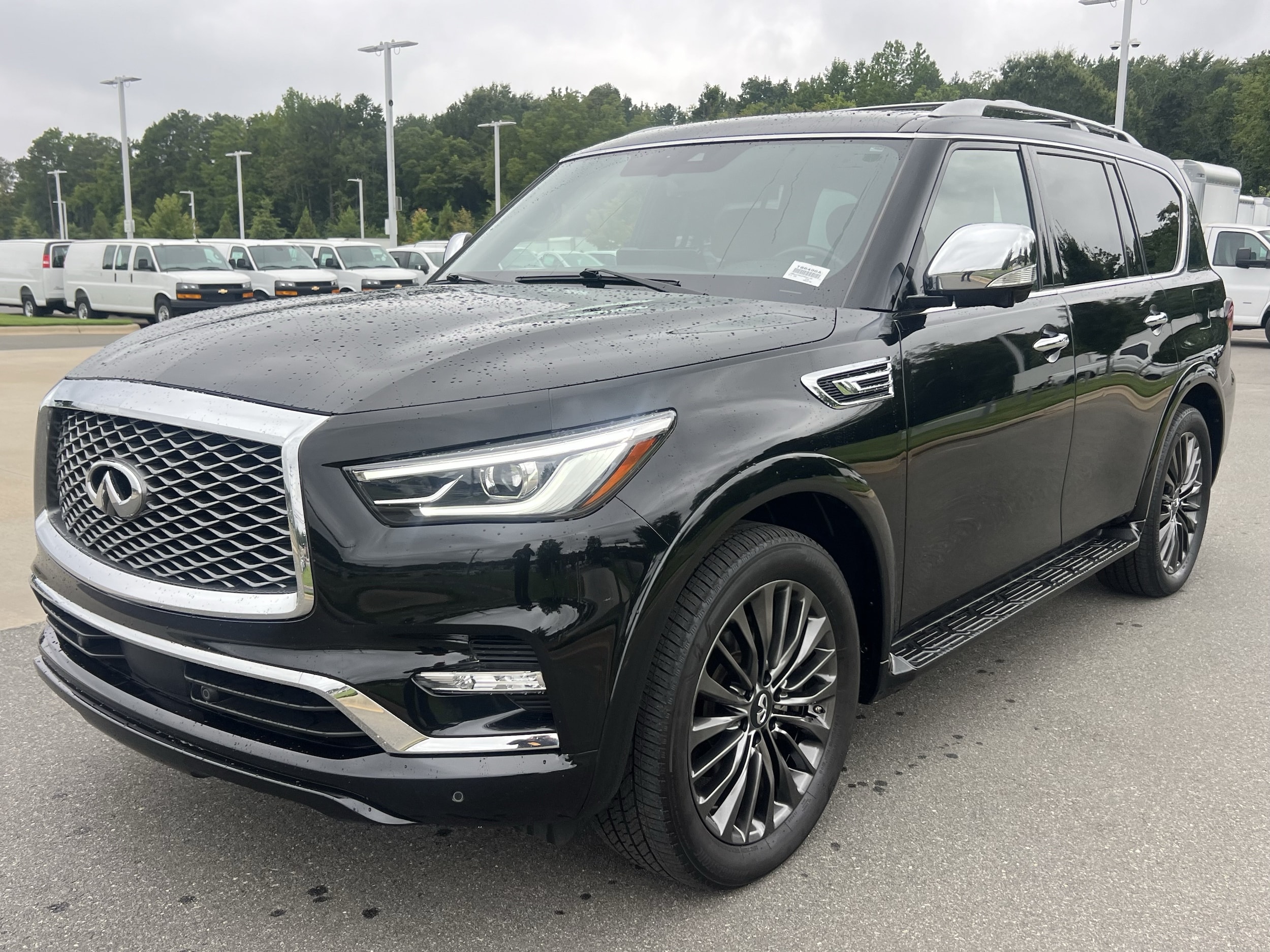 2023 INFINITI QX80 SENSORY