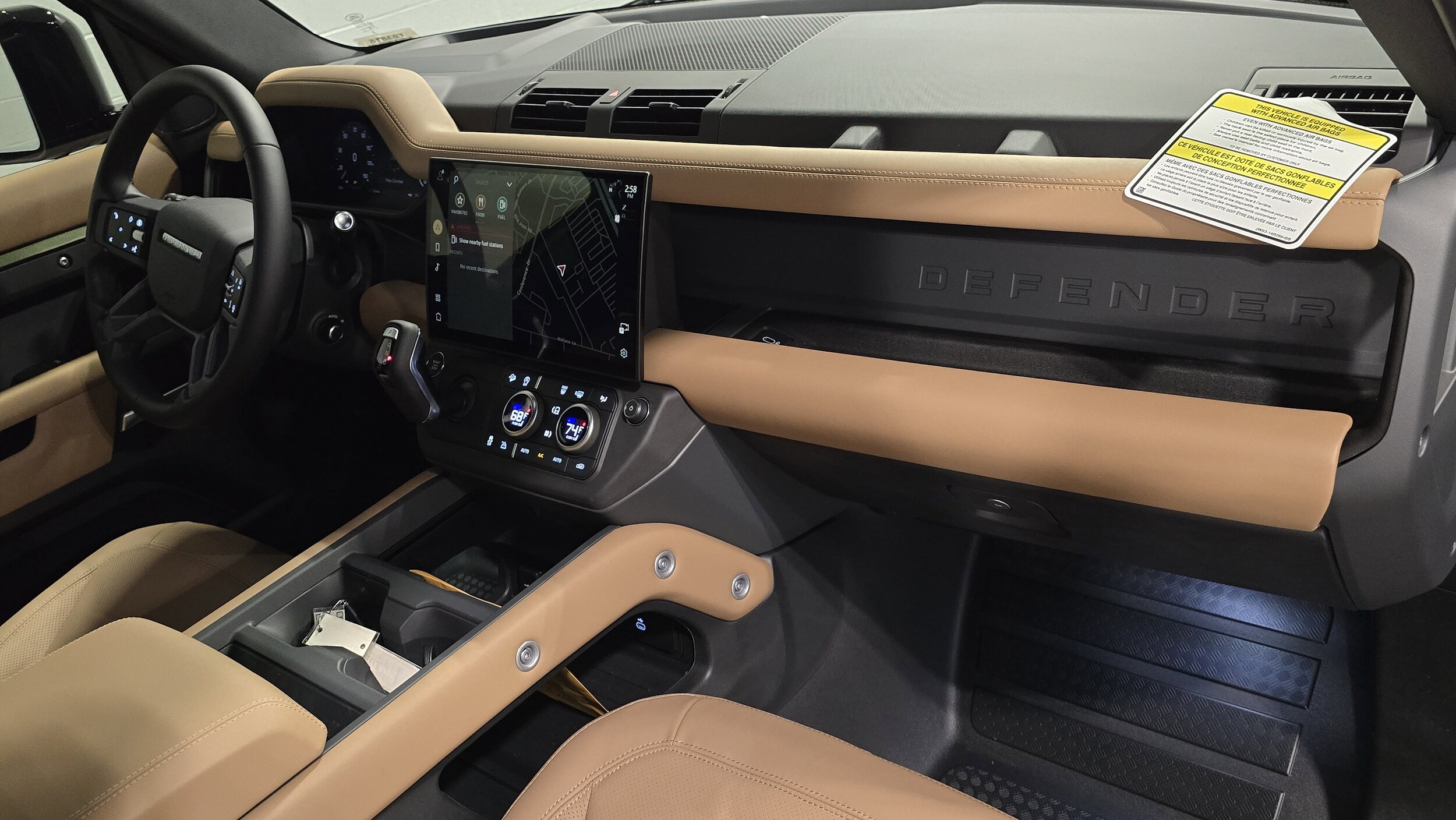 2026 Land Rover Defender X-Dynamic SE photo 3