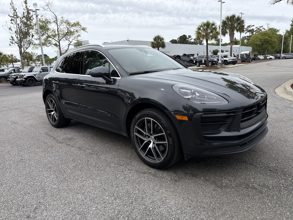 Used 2022 Porsche Macan SUV