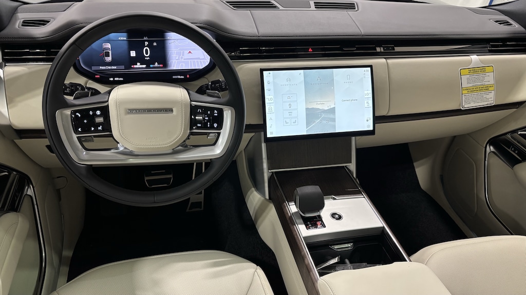 New 2026 Land Rover Range Rover SE SUV