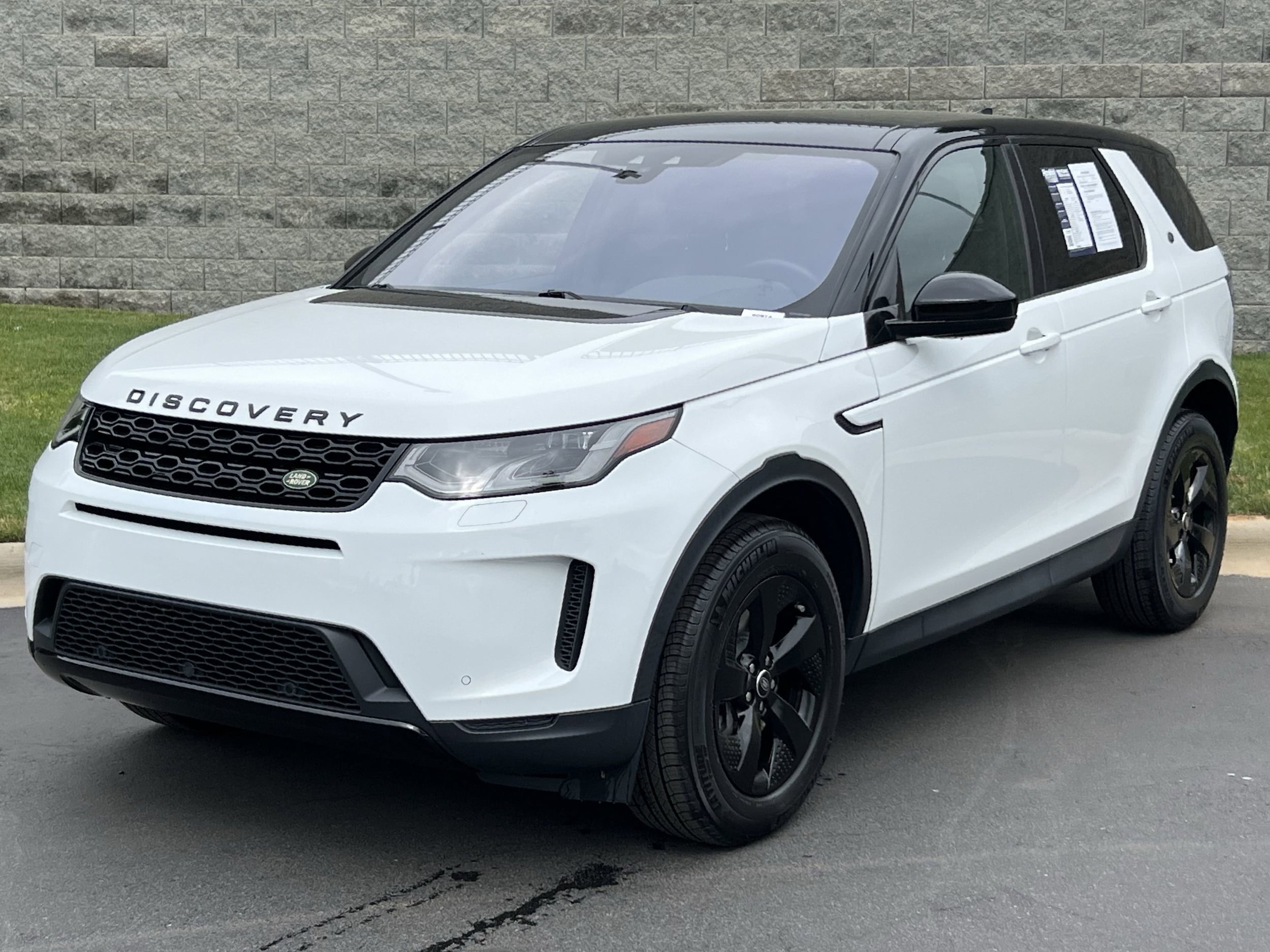 2020 Land Rover Discovery Sport SE