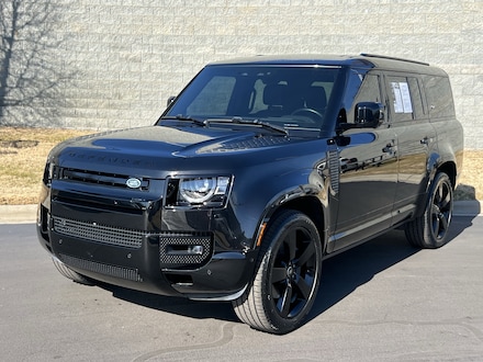 2024 Land Rover Defender 130 P400 X-Dynamic SE SUV