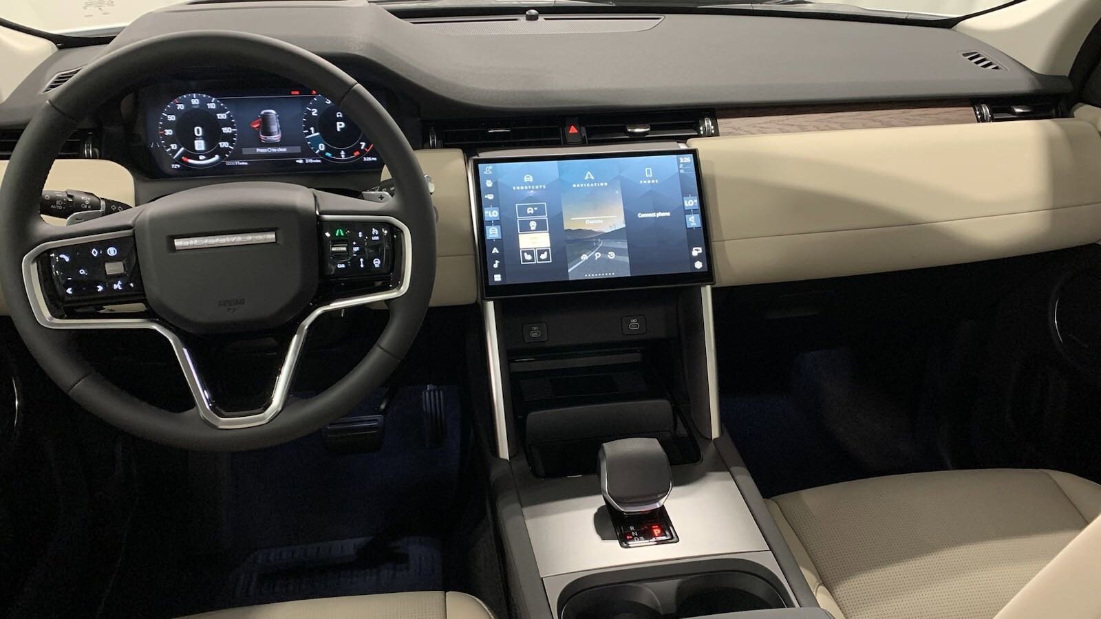 2024 Land Rover Discovery Sport S photo 4